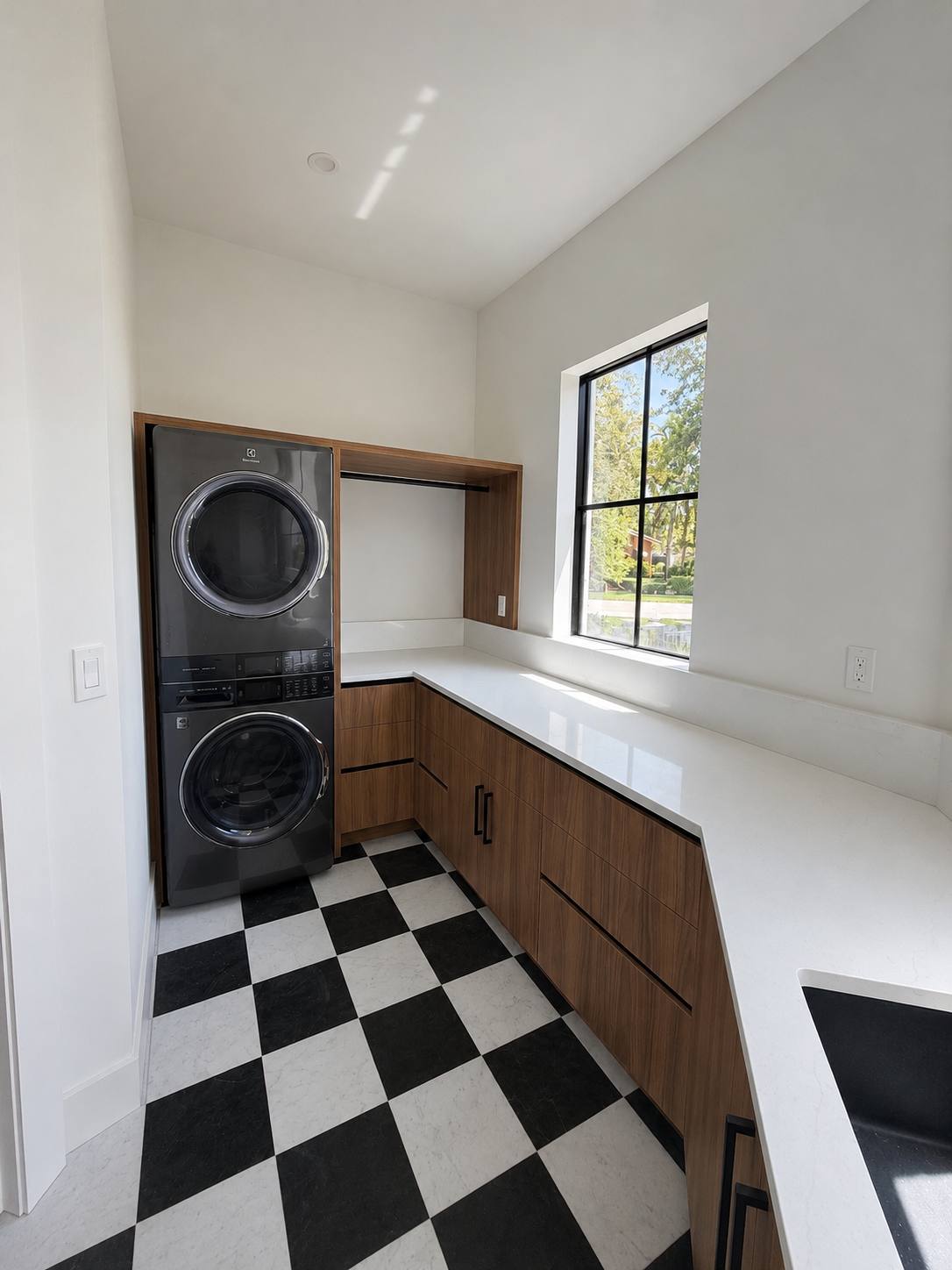 Laundry Room Cabinets — project photo 3